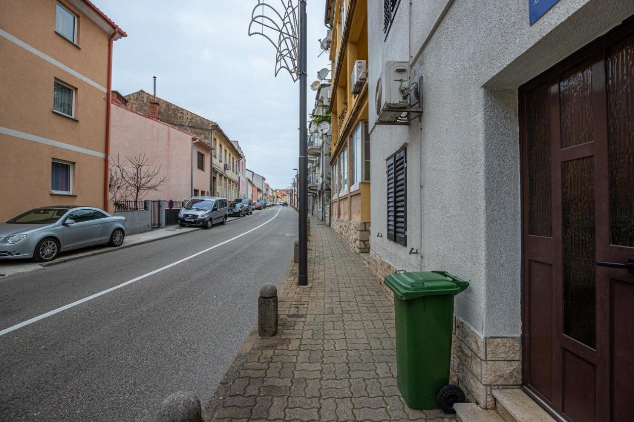 Apartmani Gabrijela Crikvenica Extérieur photo